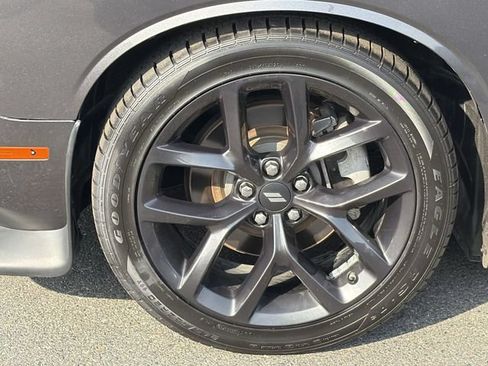 Used 2022 Dodge Challenger R/T w/ Blacktop Package RWD image 16