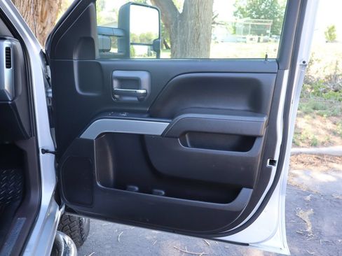 Used 2016 Chevrolet Silverado 2500 LT w/ LT Plus Package AWD/4WD image 25
