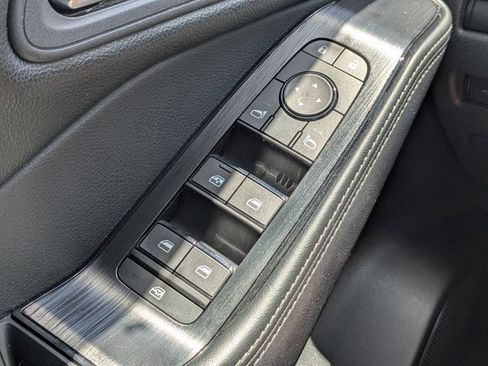 Certified 2023 Nissan Rogue SV FWD image 23