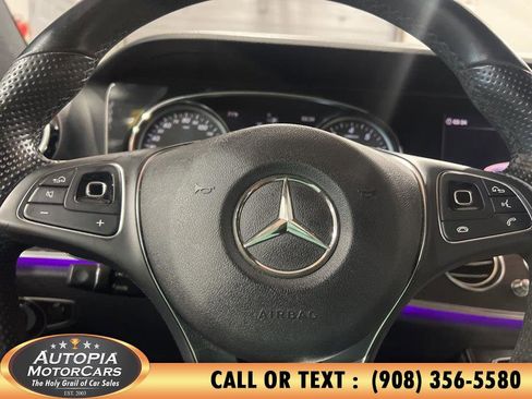 Used 2018 Mercedes-Benz E 400 4MATIC Sedan image 22