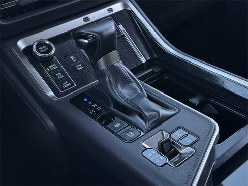 Used 2026 Lexus GX 550 image 21