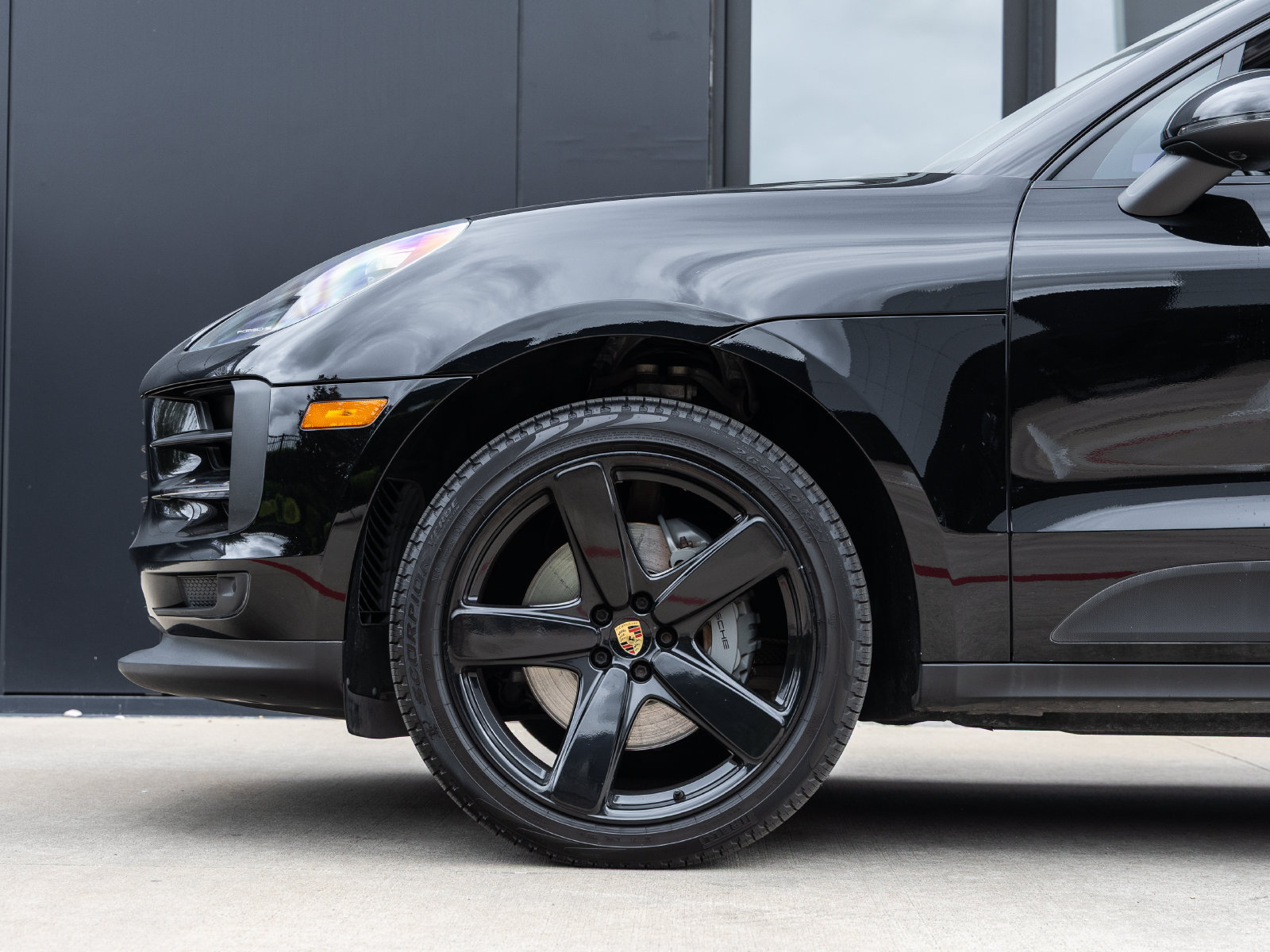 Certified 2019 Porsche Macan S AWD/4WD image 13