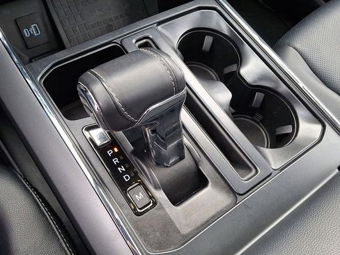 Used 2022 Ford F150 Lariat image 15