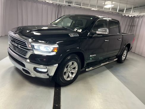 Used 2021 RAM 1500 Laramie AWD/4WD image 3