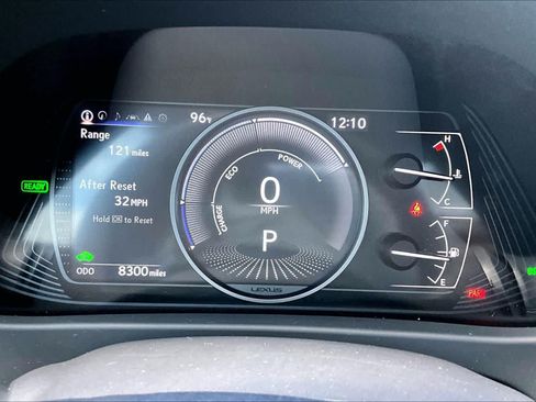Used 2024 Lexus UX 250h F Sport FWD image 24