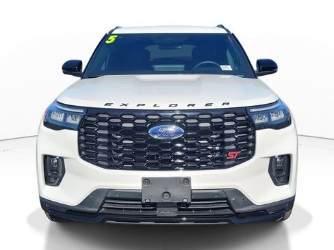 Used 2025 Ford Explorer ST w/ Sun And Sound Package image 2