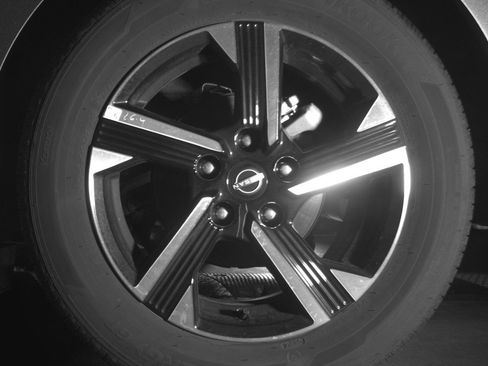 Used 2025 Nissan Sentra SV FWD image 14
