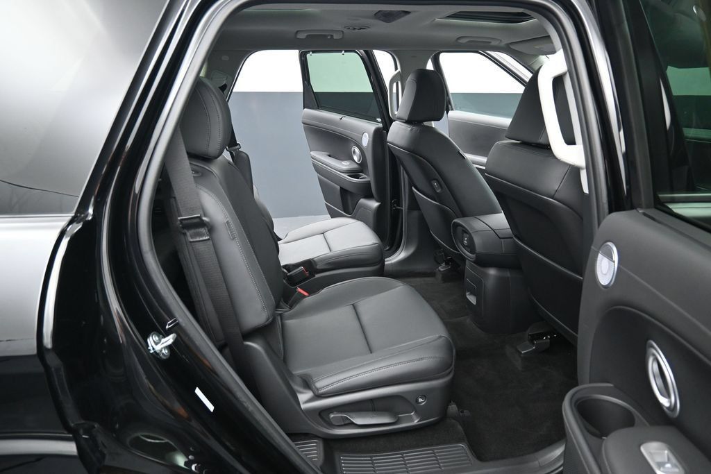 Used 2026 Hyundai Palisade Limited AWD/4WD image 35