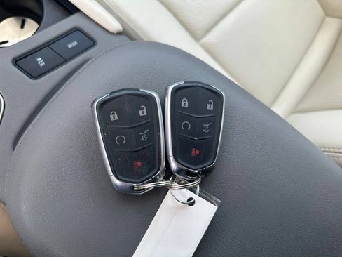 Used 2020 Cadillac XT5 Premium Luxury AWD/4WD image 39
