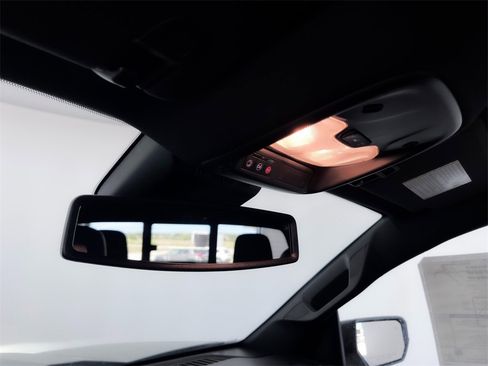 New 2026 Chevrolet Colorado LT w/ LT Convenience Package image 25