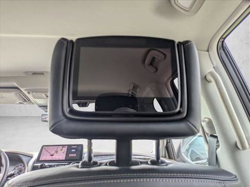 Used 2023 Nissan Armada Platinum w/ Captain's Chairs Package image 21