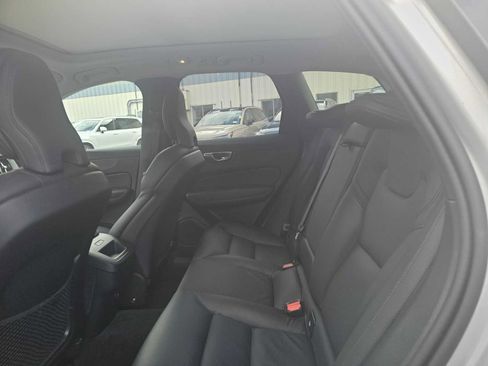 Certified 2025 Volvo XC60 B5 Plus AWD/4WD image 20