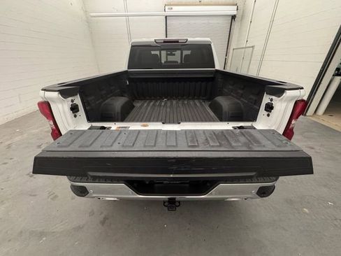 Used 2021 Chevrolet Silverado 1500 LTZ w/ Z71 Off-Road Package image 31