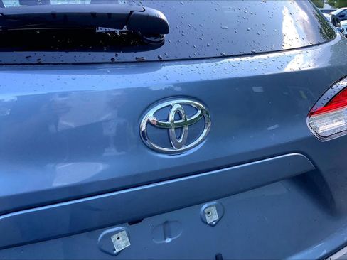 Certified 2025 Toyota Corolla Cross LE w/ Moonroof Package AWD/4WD image 31