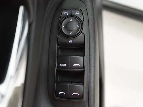 Used 2022 Chevrolet Equinox LT FWD image 15