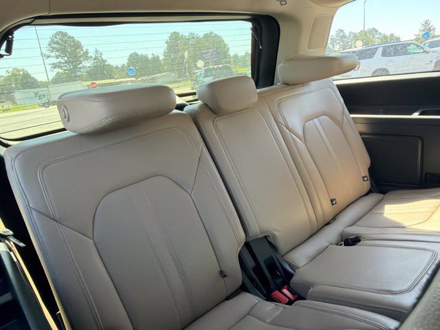 Used 2024 Ford Expedition Limited RWD image 36