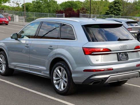 Used 2025 Audi Q7 3.0T Premium Plus AWD/4WD image 5