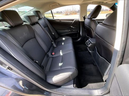 Used 2024 Lexus ES 350 w/ Premium Package image 19
