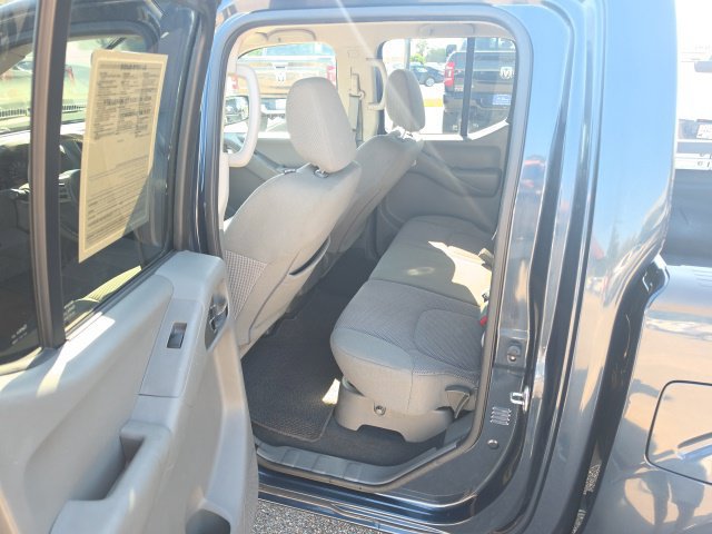 Used 2019 Nissan Frontier SV w/ Value Truck Package RWD image 16