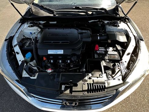 Used 2015 Honda Accord Touring image 14