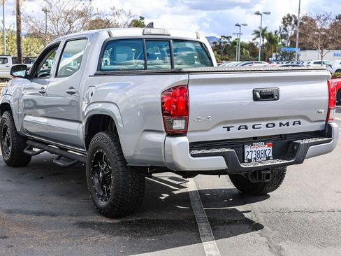 Used 2018 Toyota Tacoma SR image 20