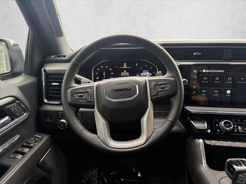 Used 2025 GMC Sierra 1500 Denali w/ Denali Reserve Package AWD/4WD image 29