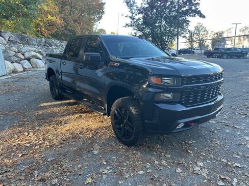 Used 2021 Chevrolet Silverado 1500 Custom Trail Boss w/ LPO, Dark Essentials Package image 7