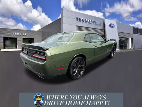 Used 2020 Dodge Challenger SXT w/ Driver Convenience Group RWD image 3