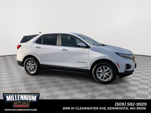 Used 2024 Chevrolet Equinox LT image 1