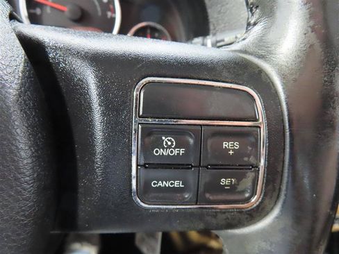 Used 2012 Jeep Wrangler Unlimited Sahara w/ Connectivity Group AWD/4WD image 54