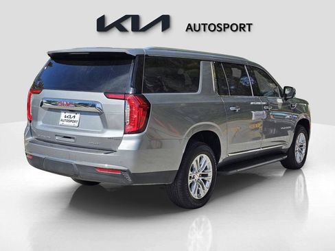 Used 2024 GMC Yukon XL SLT image 8