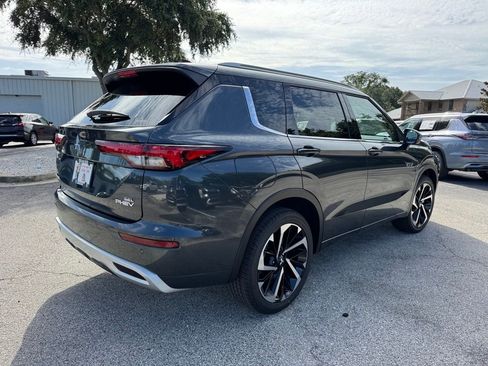 New 2025 Mitsubishi Outlander SEL image 8