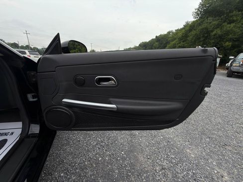 Used 2006 Chrysler Crossfire Convertible RWD image 21