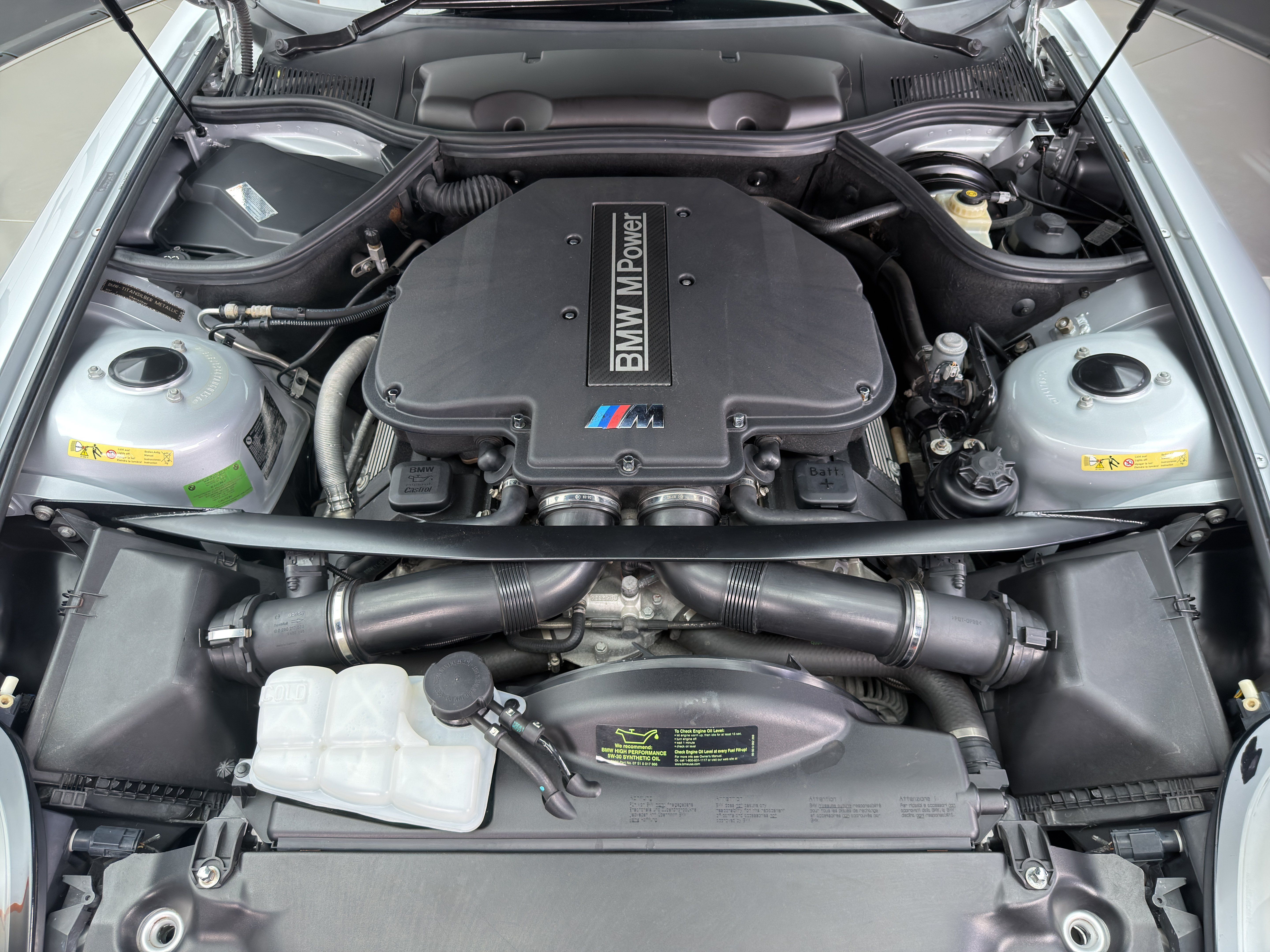 Used 2000 BMW Z8 RWD image 28