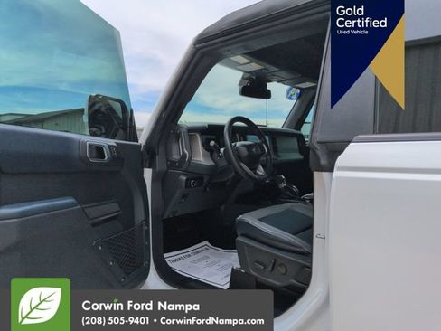 Certified 2024 Ford Bronco Outer Banks w/ Sasquatch Package AWD/4WD image 11