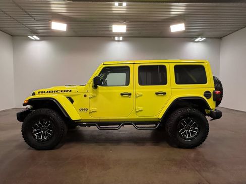 Used 2024 Jeep Wrangler Unlimited Rubicon AWD/4WD image 27