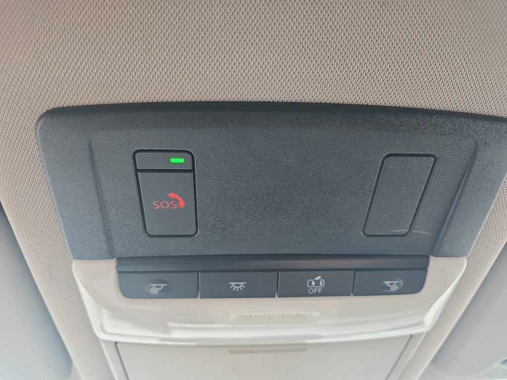 Used 2021 Nissan Rogue SV AWD/4WD image 32