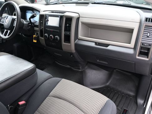Used 2012 RAM 1500 Express RWD image 11