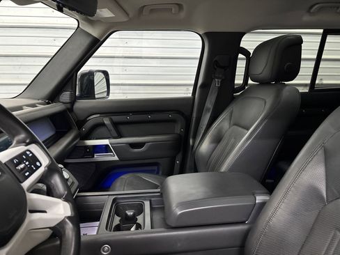 Used 2020 Land Rover Defender 110 HSE image 21