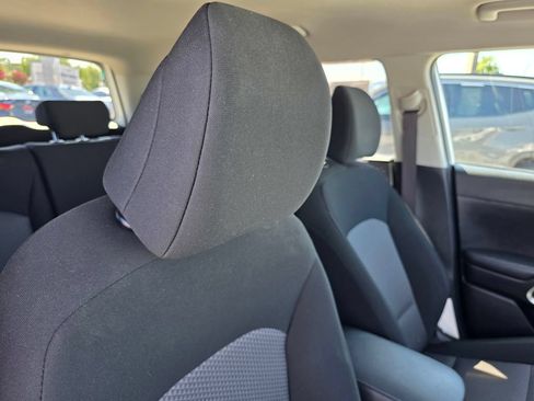 Used 2024 Kia Soul LX w/ Option Group 015 FWD image 16