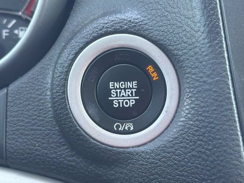 Used 2020 Dodge Journey SE FWD image 20