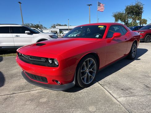 Used 2022 Dodge Challenger GT image 1