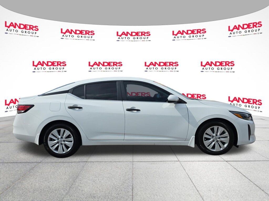 Used 2025 Nissan Sentra S FWD image 2