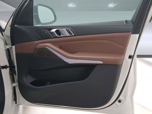 Used 2023 BMW X5 xDrive45e w/ Executive Package image 31