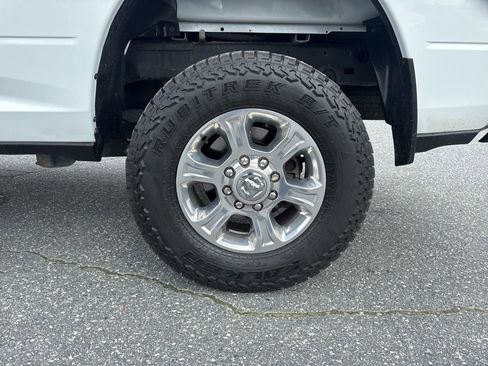 Used 2023 RAM 2500 Big Horn w/ Level 1 Equipment Group image 31