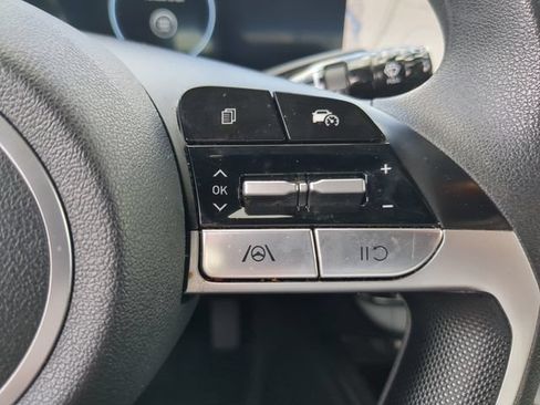 Used 2024 Hyundai Elantra SEL FWD image 29