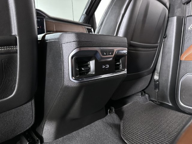 Used 2025 GMC Sierra 2500 Denali Ultimate AWD/4WD image 22