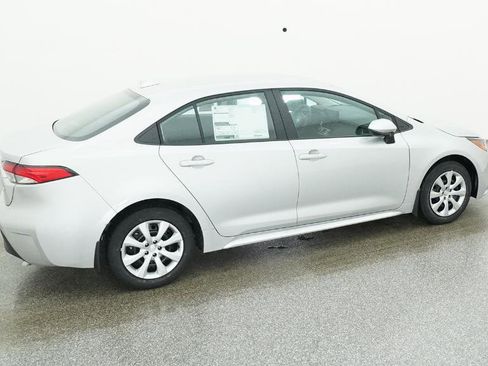 New 2026 Toyota Corolla LE image 10