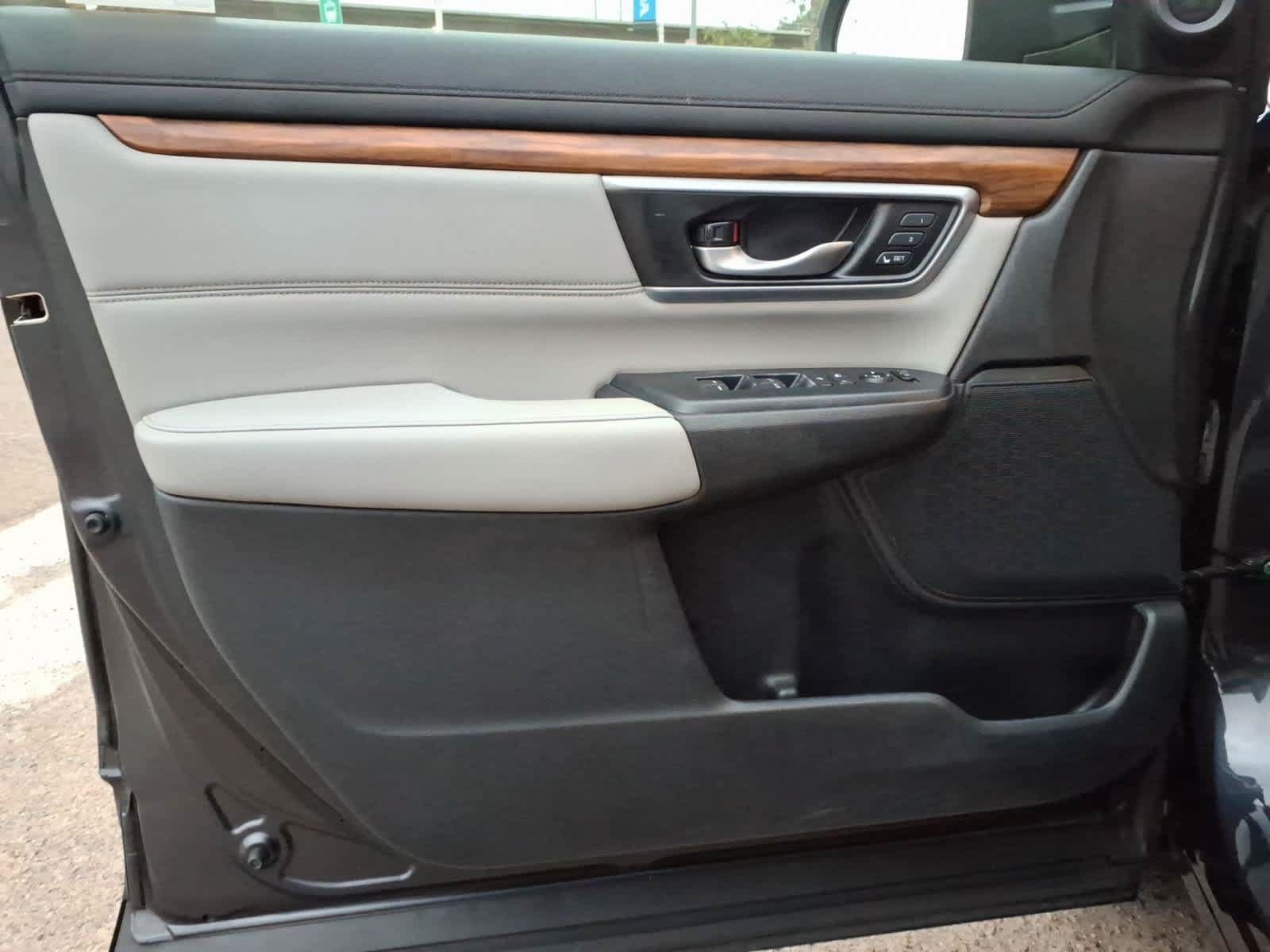 Used 2018 Honda CR-V EX-L image 13