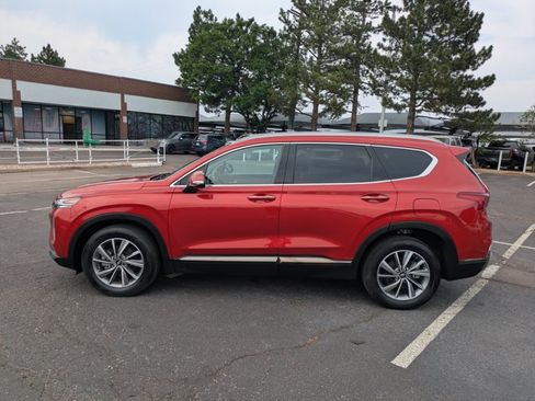 Used 2019 Hyundai Santa Fe Limited AWD/4WD image 9